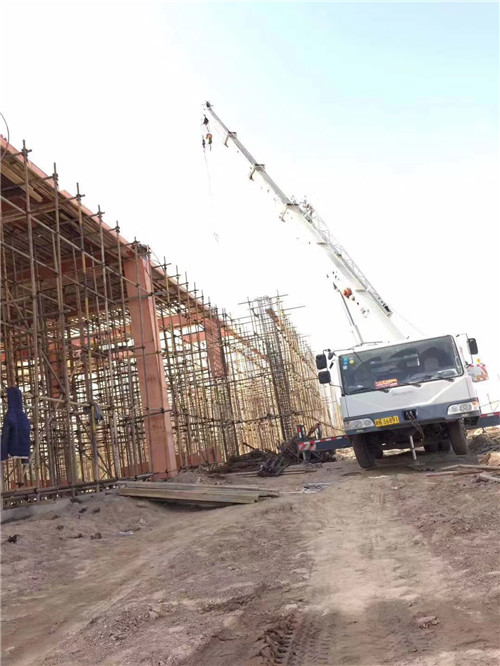 安国市吊车作业的安全注意事项有哪些？